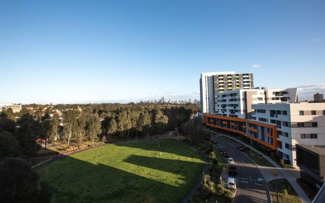 Stunning Apartment In Parkville