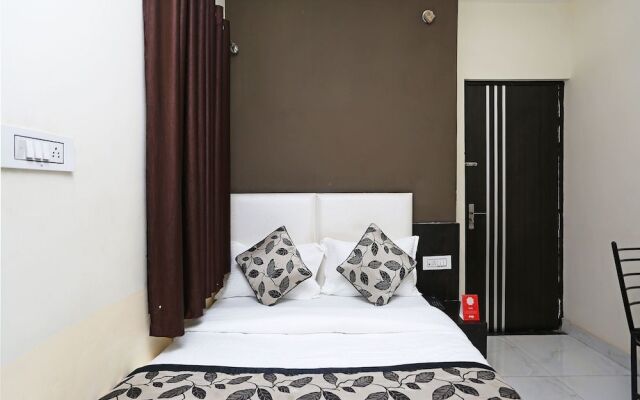 Collection O 10589 Laxmi Guest House