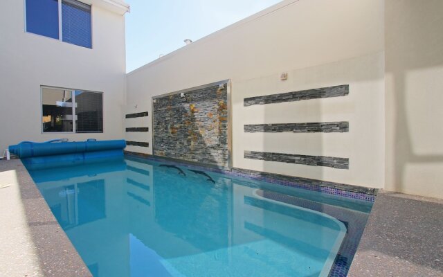Ambar Villa