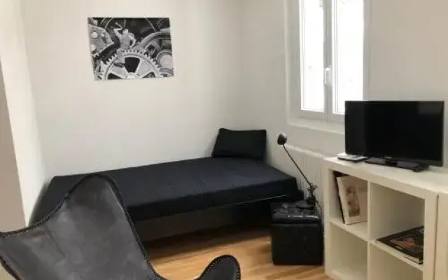 La Maison Des Copains