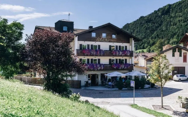 Hotel Schönwies