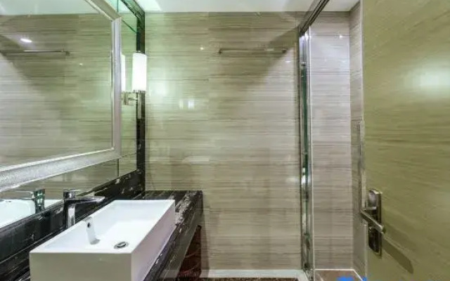 Tianjin Binhai Development Zone Madison Hotel