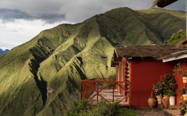 Alpaca Lodge