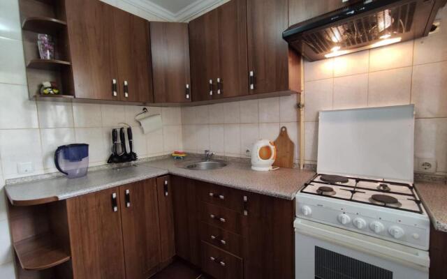 Nadezhda Apartments on Nayrizbay Batira 82