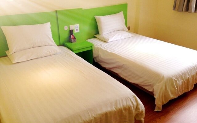 Hi Inn Shenyang Railway Station