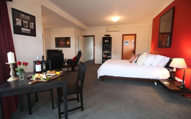 Wine And Roses Bed And Breakfast