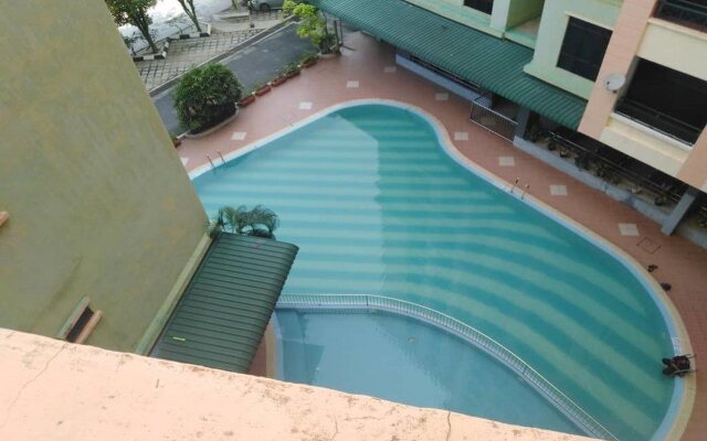Marina Cove Resort