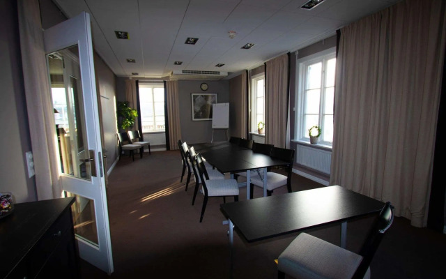 Dialog Hotel Villan