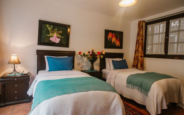 Gringo Bill's Boutique Hotel