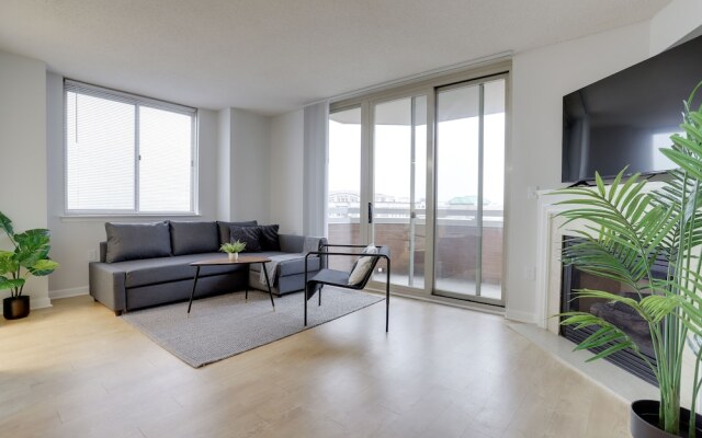 Spectacular Condo At Ballston With Gym