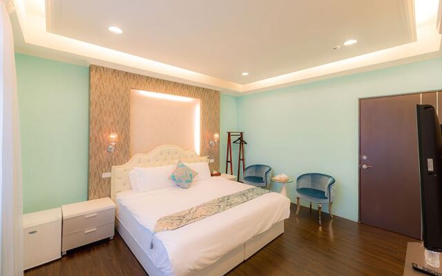 Love Travel B&B