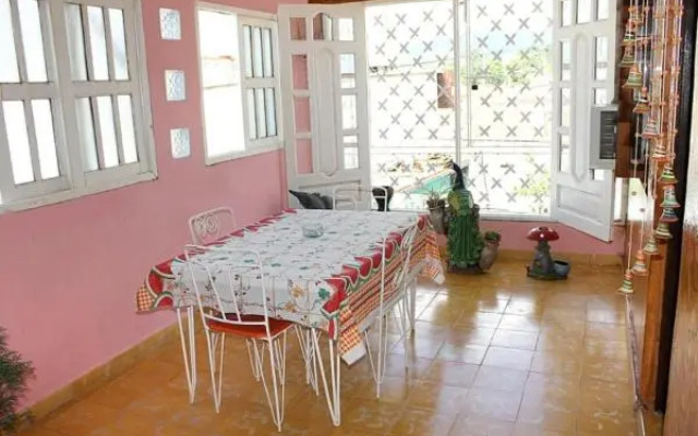 San Jose Street Rooms