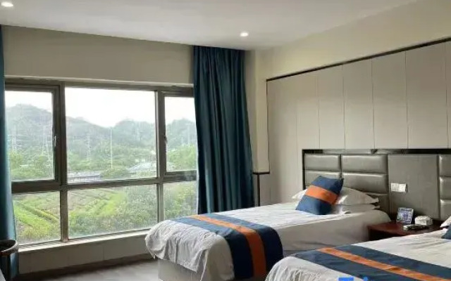 Lishui Kaizhen Business Hotel