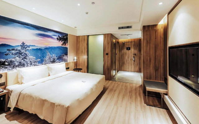 Atour Hotel North High Speed Railway Station Xian