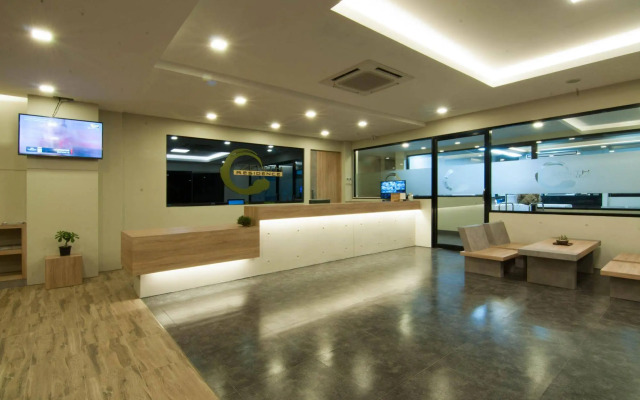 Zenith Residence Hotel