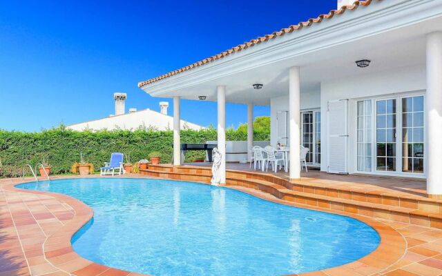 Villa Maricel