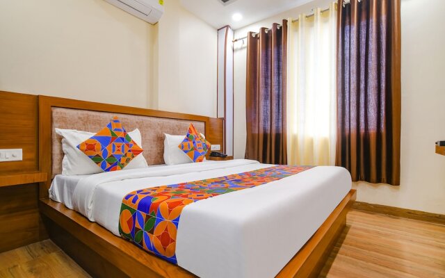 Fabhotel Atharv