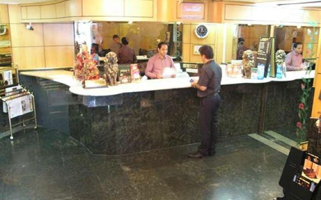Kings Square Hotel