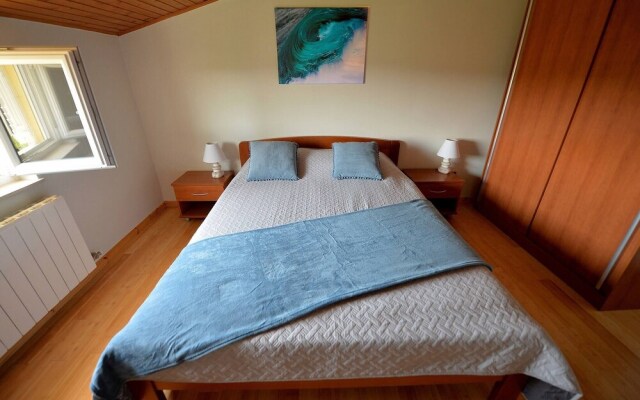 Holiday Apartment Home Simoni With Pool