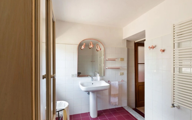 Delightful Holiday Home in Bolsena With Swimming Pool