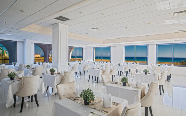 Anmaria Beach Hotel
