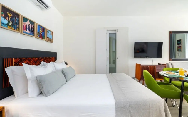 Intendente Modern Stays