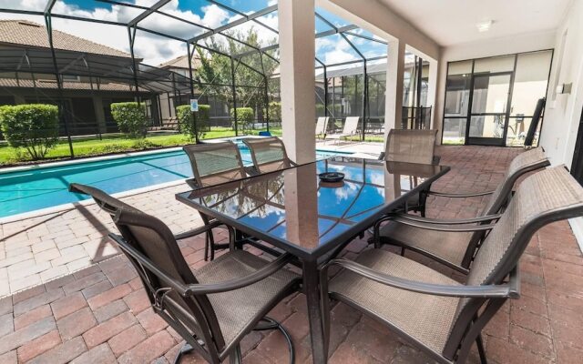 9028 Shadow Mountain Street