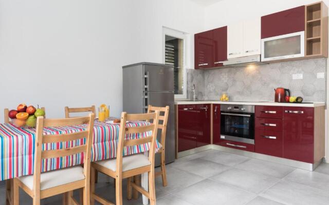 Sunrise Apartments 3