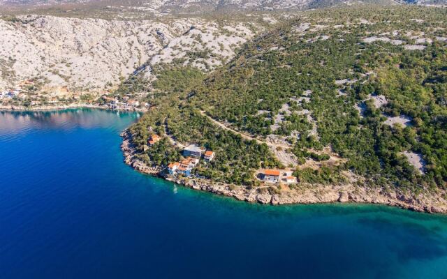 Awesome Home in Jablanac With Wifi and 2 Bedrooms