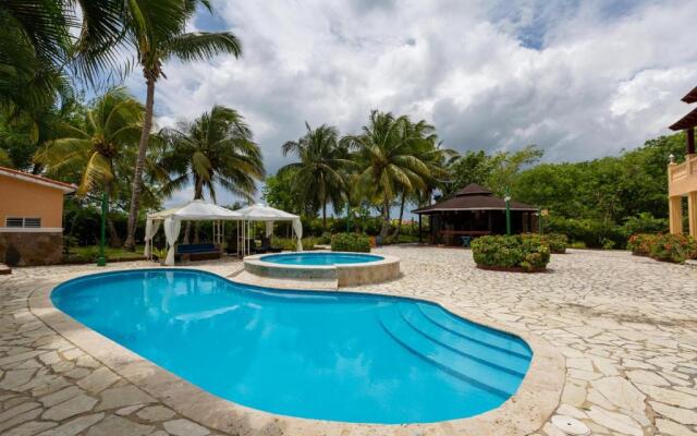 Guavaberry Villa Piscina y Jacuzzi Privado