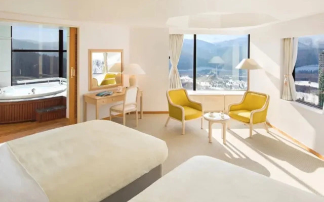Hoshino Resorts RISONARE Tomamu