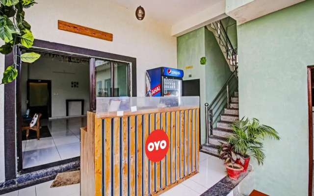 Oyo Flagship 702323 The Green Scape Mansion