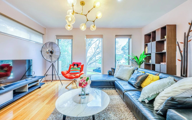 Melbourne Luxury Villa at Doncaster