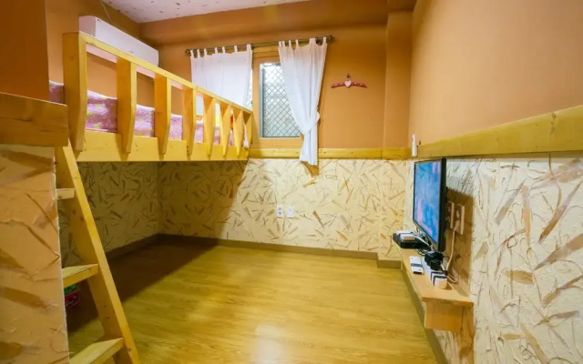 Jeonju Tteulanchae Hanok Stay