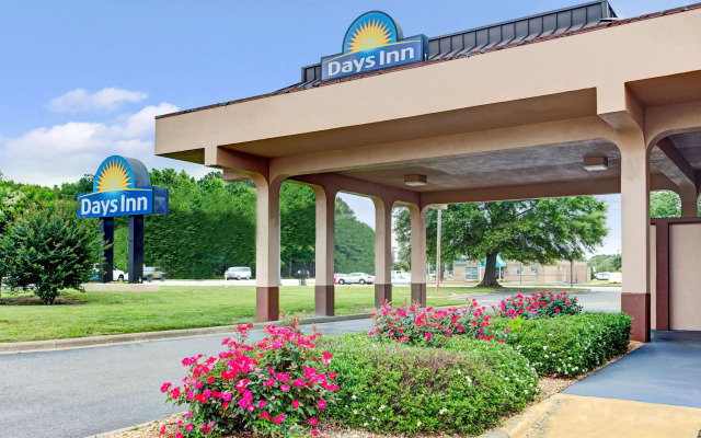 Days Inn by Wyndham Wilson