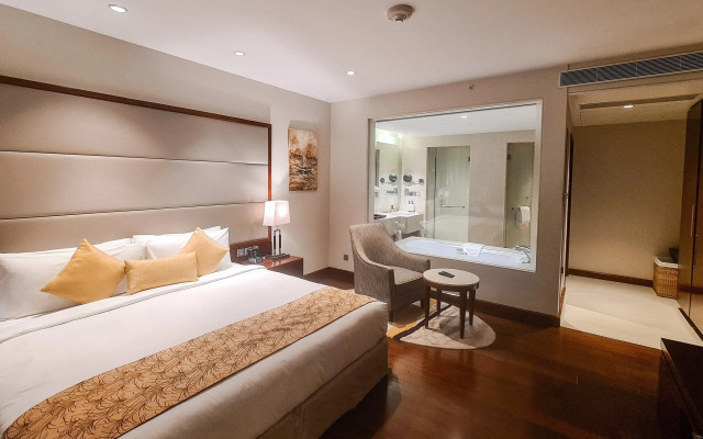 Crowne Plaza Kochi by IHG