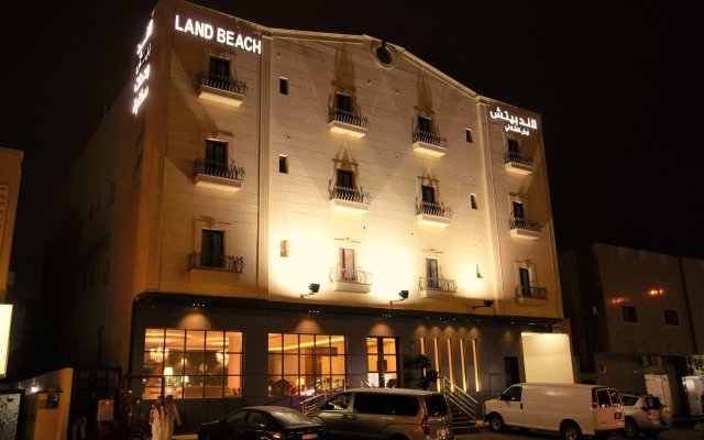 Land Beach Al Aqiq