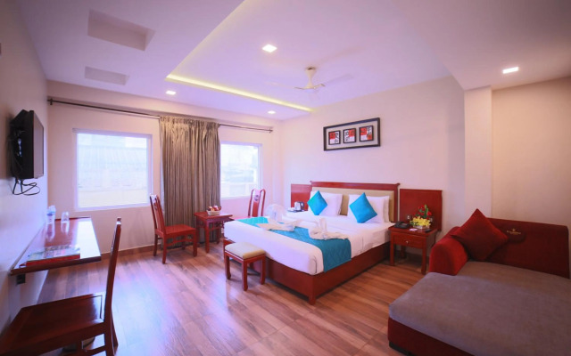 OYO 14759 Hotel President