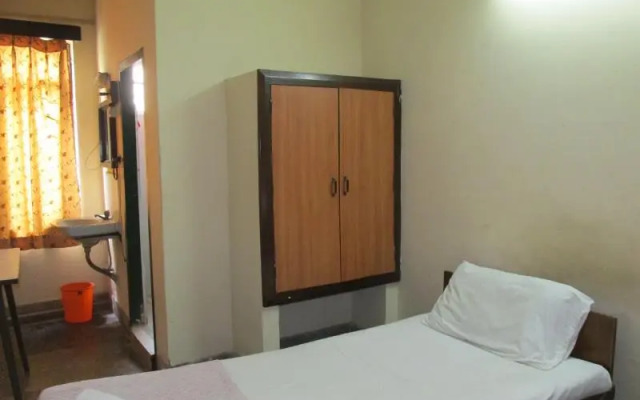 Stay In Tour Home