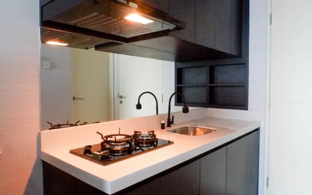 Comfy And Exclusive 2Br Apartment At Tanglin Supermall Mansion