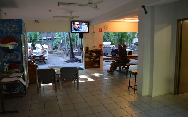Frogshollow Backpackers