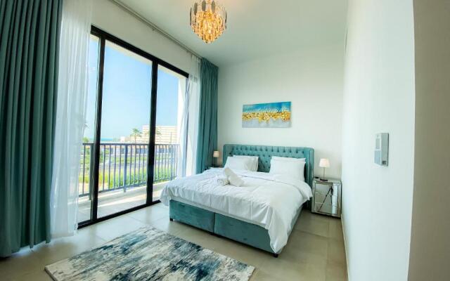 RH- 4BR spacious Private Pool Villa near Beach, Resort in RAK