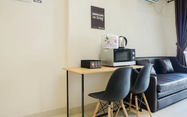 Strategic 2Br Elpis Apartment Near Mangga Dua and Ancol
