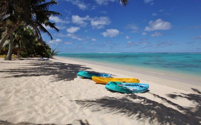 Moana Sands Beachfront Hotel