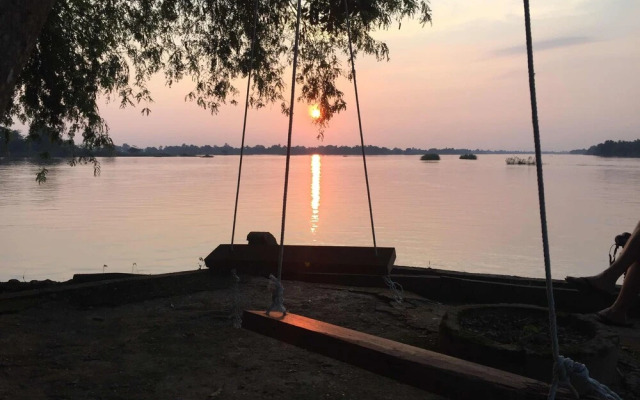 Souk San Sun Set Bungalow