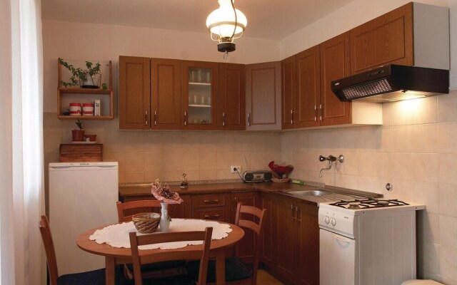 Amazing Apartment in Stinjan With 3 Bedrooms