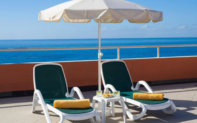 Aparthotel Los Dragos del Sur