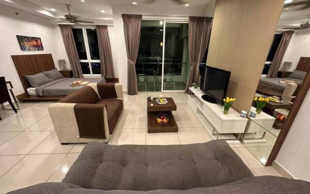 Georgetown Gurney 5 pax Max Mansion One Penang