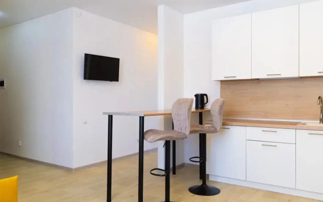 Поделам семейная квартира рядом с "Термы Юга"