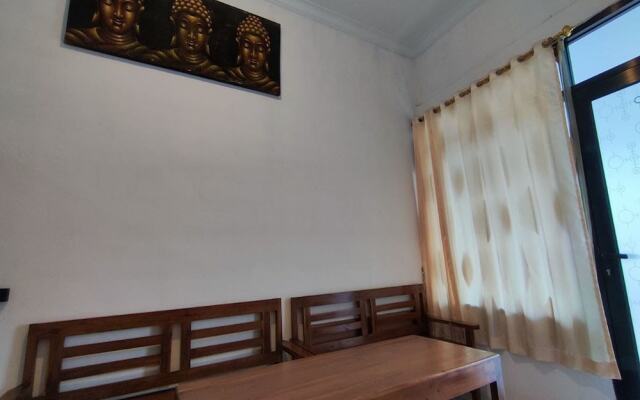 OYO 93867 Minso Inn Sepanjang